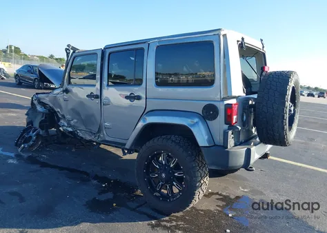 2013 Jeep Wrangler Unlimited Sahara from USA, damaged, VIN 1C4HJWEGXDL655800